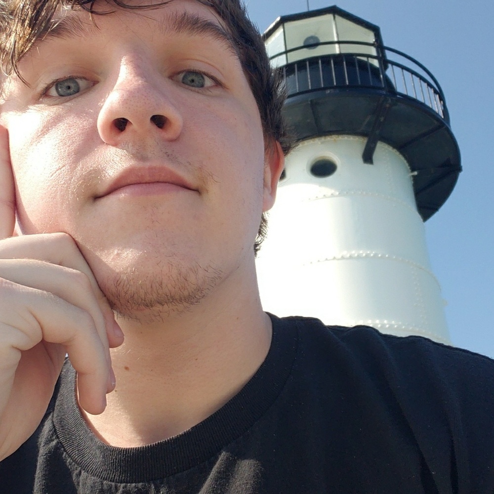 Meet your Posher, Gregory